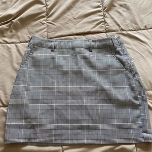 Cute plaid skirt with pockets